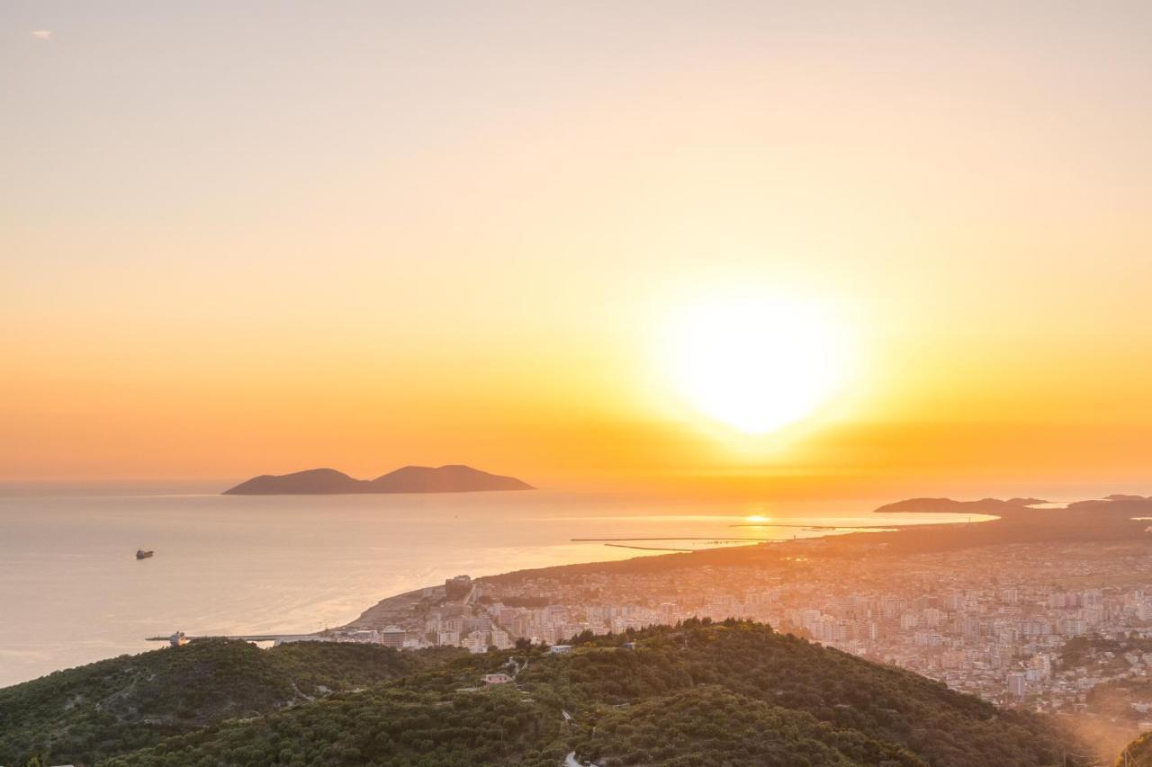 VlorëJonアパートメント エクステリア 写真